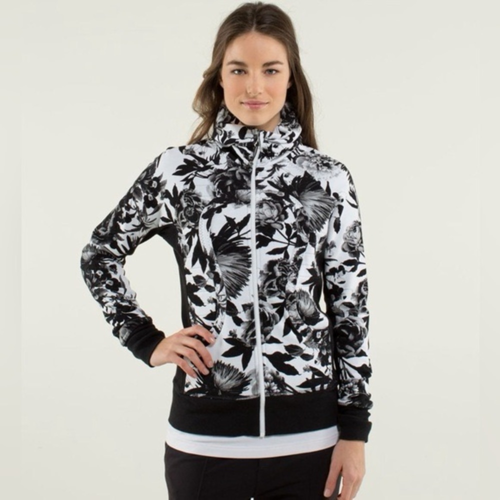 Lululemon Calm & Cozy Jacket in Brisk Bloom